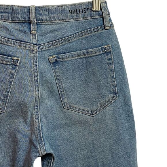 NWT Hollister Ultra High Rise Mom Jeans Women's Size 24 Unhemmed Blue Artsy Cat - Picture 13 of 16